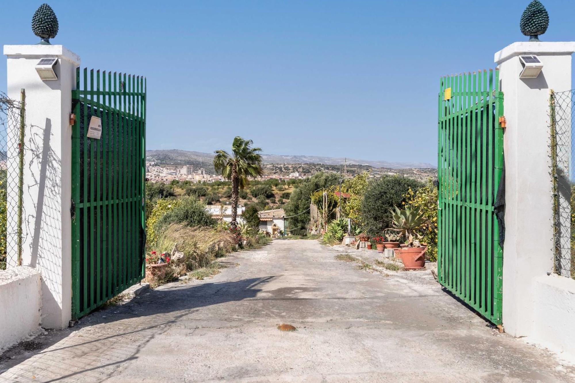 Villa Annamaria Noto Buitenkant foto