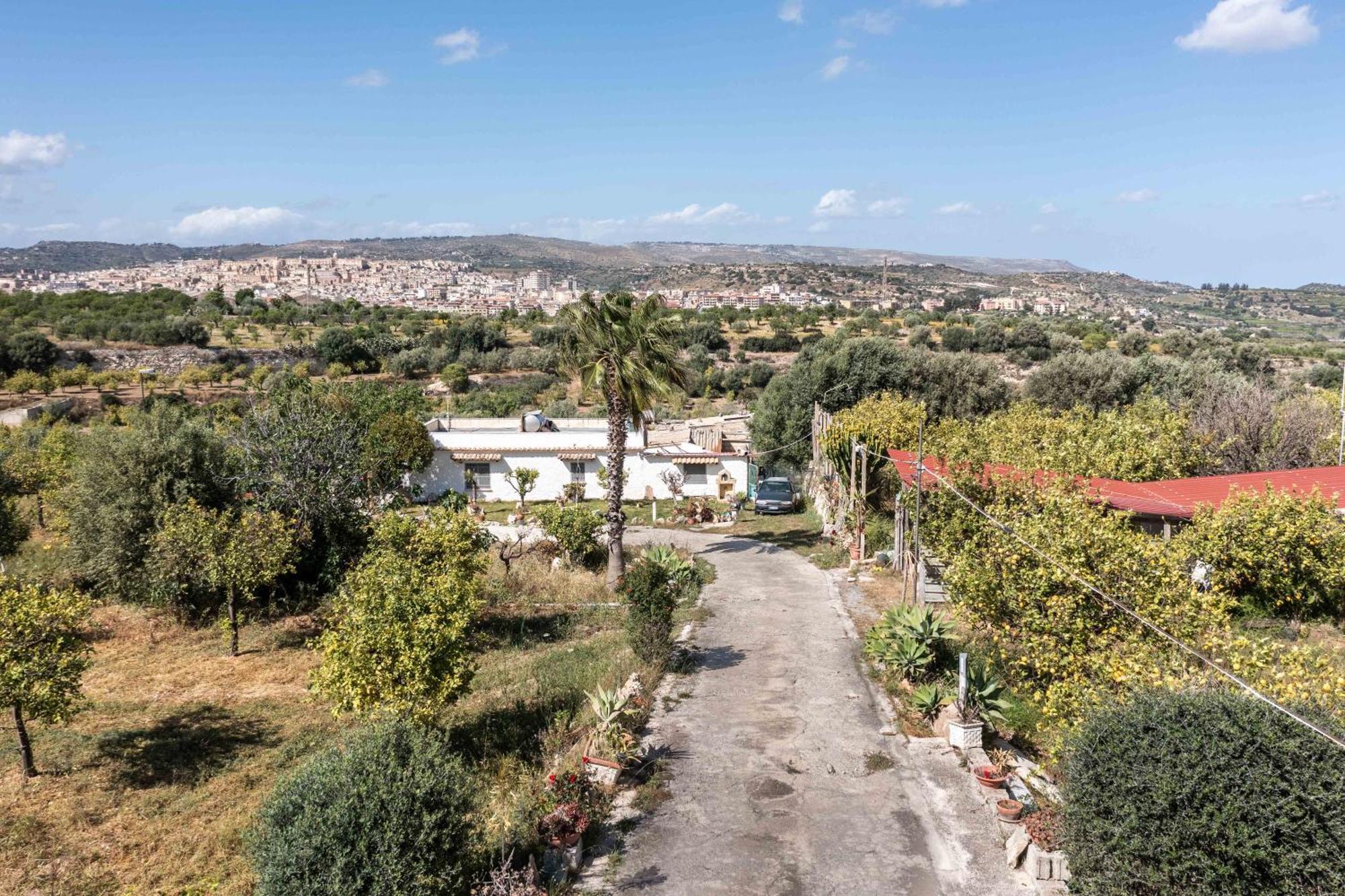 Villa Annamaria Noto Buitenkant foto